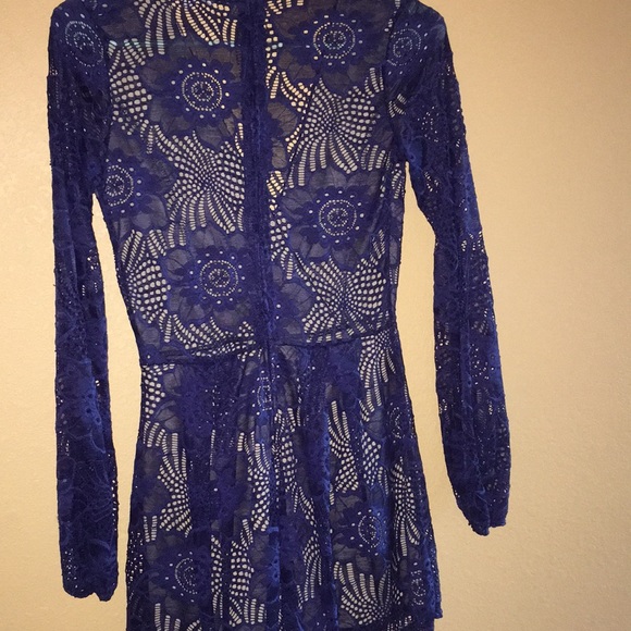 Lace navy romper - Picture 3 of 3